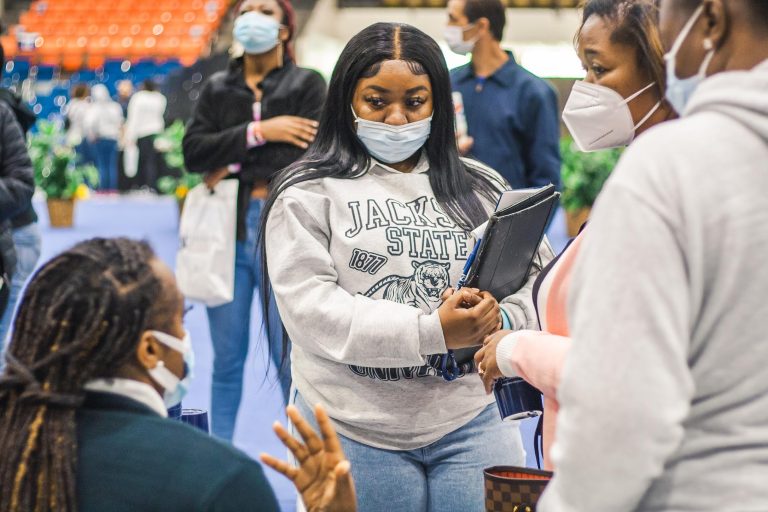 JSU students discuss the choice of receiving the COVID vaccine